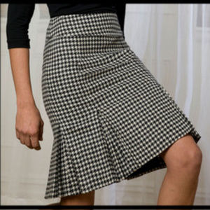 Wool skirt